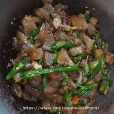 Racikan bumbu kuah mangut yang pedas, ditambah belutnya yang gurih dan empuk saat disantap, dijamin akan membuat keringat anda bercucuran. Cararesepmasak Com Kumpulan Resep Masakan Makanan Dan Tutorial Memasak