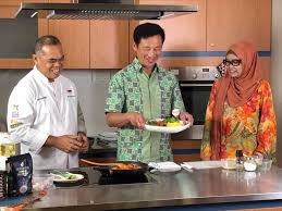 Check spelling or type a new query. Ong Ye Kung Helps Whip Up Chicken Rendang Nasi Kuning On Cooking Show The Independent Singapore News