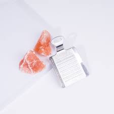 Pink Salt Vs Table Salt Which Is Better For You Fabfitfun Himalayan Pink Salt Food Rules Grocery Store