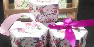 Lihat katalog kami di bawah. Cenderahati Perkahwinan Laman Untuk Pelbagai Cenderahati Perkahwinan Door Gift Wedding Murah