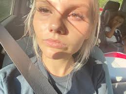 Sharing pictures of eyes with no filter