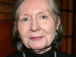 Maureen Howard's Instagram, Twitter & Facebook