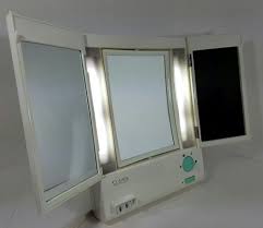 Dim lighting makes applying makeup a messy process, and combining that with morning brain fog can leave you with a major problem. Clairol Makeup Mirror Off 55 Online Shopping Site For Fashion Lifestyle
