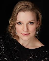 Eve Ford's Instagram, Twitter & Facebook