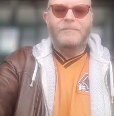 I'm begging you Fosi, to hurry up and release the ZP3 asap! I need a  balanced preamp and I need it now! I'll even buy 2 if that helps. 😂