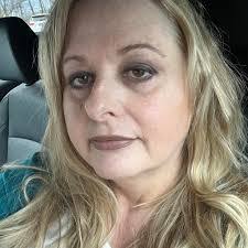 Sharla Ford's Instagram, Twitter & Facebook