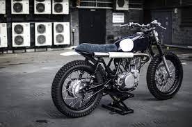 The Auto Fabrica Yamaha Sr500 Type 7g - A Minimalist Scram Africa Desert Racer Yamaha Cb350 Cafe Racer Tracker Motorcycle