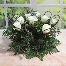 L'indirizzo di consegna, infatti, può anche essere una chiesa (per. Consegna Fiori A Domicilio Centrotavola Fiori