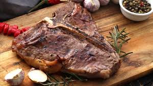 The larger side contains meat from the. T Bone Steak Grillen Rezept Tipps Fur Echte Manner