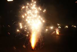 From old portuguese fogo, from latin focus. Reveillon Queima De Fogos De Artificio Na Kudamm Simplesmente Berlim