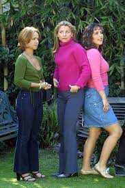 She then had roles in yo se que entita, vivir para ti, aventurera. Asi Lucia Adamari Lopez Hace 18 Anos En La Telenovela Amigas Y Rivales Ella