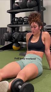 Pussy lips popping out of gym tights - UPSKIRT.TV