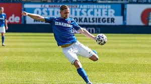 Nach neun jahren drittklassigkeit könnte hansa am samstag (13.30 uhr) endlich in die 2. Aufstiegsendspurt Live Turpitz Bringt Hansa Rostock In Unterhaching In Front Sportbuzzer De