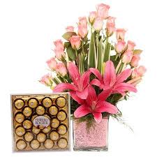 Online Flowers Bouquet Roses Gifts Send Flowers To Kolkata With Same Day And Midnight Deliver Flower Delivery Fresh Flowers Arrangements Online Flower Delivery
