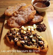 Beignets Quebecois Bien Souvent Degustes Lors Des Carnavals Et Fetes Foraines Food Carnival Food Desserts