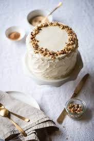 Carrot Cake Layer Cake A La Carotte Et Aux Epices Lilie Bakery Sweet Desserts Sweet Recipes Delicious Desserts