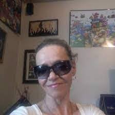 Christy Landreth's Instagram, Twitter & Facebook