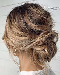 44 Messy Updo Hairstyles The Most Romantic Updo To Get An Elegant Look Medium Length Hair Styles Messy Hairstyles Medium Hair Styles