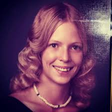 Donna was a graduate of Fairfield High School and a Magna Cum Laude  graduate of Parsons College in 1958. She was briefly a high school English  teacher after college. A long-time Administrative