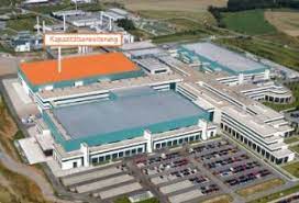 Globalfoundries will invest 1.2 billion eur in the expansion of their wafer manufacturing facility in dresden (germany). Globalfoundries Dresden Germany Expansion