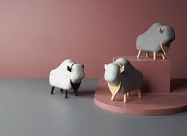 Concrete Animals Bison By Korridor Design The Simple And Clean Silhouette Gives The Animal Series A Timeless Look While Each Anim Cement Diy Design Concrete