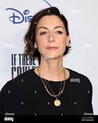 Steven mccartney hi-res stock photography and images