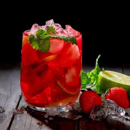 Çilekli Mohito