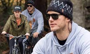 The tomorrow war is available to stream as part of an amazon prime video subscription from friday, july 2nd 2021. Chris Pratt Goes For A Brisk Bike Ride And Walk With Wife Katherine Schwarzenegger In Atlanta Daily Mail Online