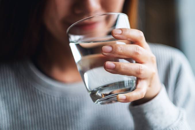 How Much Water Do You Need? • The Nutrition Source