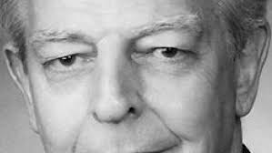 Hundreds attend Dr. Frank Mitchell funeral