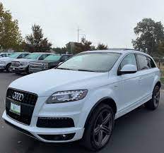 This Gorgeous Carrera White All Wheel Drive 2015 Audi Suv Gets You Places In Style With Just 38 451 Miles It S Got Lots Of Di Audi Suv Audi Best Luxury Cars