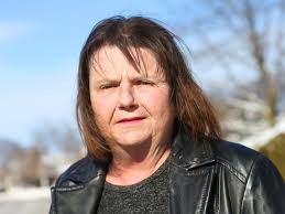 Tough, tenacious,' with a 'giant heart': Longtime Ottawa Sun columnist  Susan Sherring has died