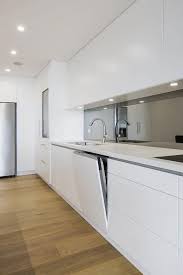 Integrated Vzug Dishwasher Kwc Eve Tap Beyond Cocinasblancas Cozinhas Modernas Cozinhas Brancas Modernas Remodelacao Da Cozinha