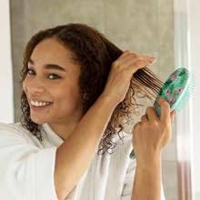 Amazon.com : FRAMAR Green Hair Brush Detangler, Detangling Hairbrush For  Women, Wet Hair Brush For Girls, Hair Detangler Brush, Wet Hairbrush,  Hairbrushes, Girls Hairbrush Detangler, Reduces Frizz