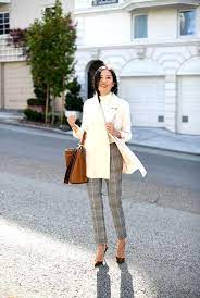 28 Latest Winter Business Outfits Ideas For Woman In Your Office Pinmagz Work Attire Women Winter Business Outfits Classic Work Outfits