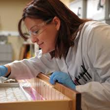 Jennifer SZYMANOWSKI