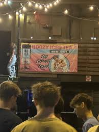 Why is Too Turnt Tony at the club : rDannyGonzalez