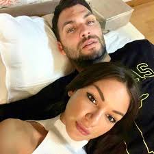 La rinata storia d'amore tra jessica battistello e andrea filomena dimostra quantomeno che c'è speranza per tutti. Jessica Battistello E Andrea Filomena Di Temptation Island 2019 Sono Ritornati Insieme Spettegolando