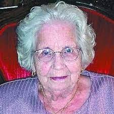 Wanda Underwood's Instagram, Twitter & Facebook