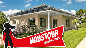 Posted on august 3, 2020 by. Haustour Bungalow Und Stadtvilla Aussergewohnliches Fertighaus Von Schworer Haus Hausbau Helden Youtube