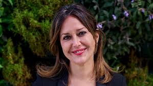 Reyes Torres :: directora de RRHH :: Alstom ::