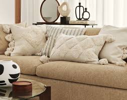 Les meubles et accessoires sont des éléments fonctionnels dans une maison ou un espace de travail mais ils sont également des éléments de décoration pour vos intérieurs, qu'ils soient de style intemporel ou contemporain. H M Home Decoration Scandinave Nordique Pas Cher Nuagedeco