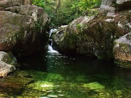 Hike New England Eastman Mtn And Emerald Pool Beautiful Places To Travel Outdoor Vacation Maine Vacation