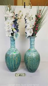 I'm not sure why, but that's one i started with two square glass vases. Sound Auction Service Auction 03 15 18 Store Returns Multi Consignment Auction Item Pier 1 Imports Vases W Silk Flowers