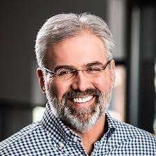 Derek Bang's Instagram, Twitter & Facebook