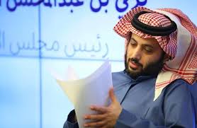 وبدأ المستخدمون على تويتر بالربط بين إصابة صلاح اليوم وأمنية رئيس هيئة الرياضة السعودية تركي آل الشيخ، الذي أعرب عن رغبته في غياب اللاعب المصري محمد صلاح عن بطولة كأس العالم في روسيا هذا الصيف، ولو بداعي الإصابة. ØªØ±ÙƒÙŠ Ø¢Ù„ Ø§Ù„Ø´ÙŠØ® ÙŠØªØµØ¯Ø± ØªÙˆÙŠØªØ± Ø¨Ø§Ù„Ø³Ø¹ÙˆØ¯ÙŠØ©