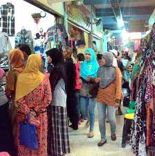 Pelaku pasar lainnya, seperti karyawan, pemasok, penyetor Pasar Kliwon Kudus Home Facebook