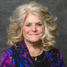 who can help with yardwork in Alexandria MN?