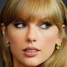 Romania's David Popovici breaks 100-meter freestyle world record