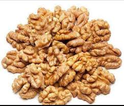 Buy Walnut Brain (અખરોટ ફોલેલા મગજ) online from Desai Dryfruit